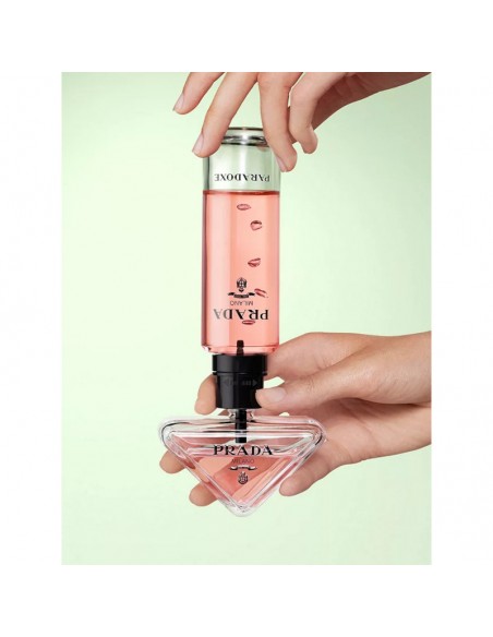 Prada_Paradoxe_Eau_De_Parfum_1664362219_1.jpg