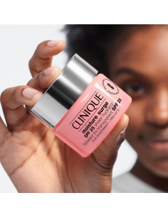 Clinique_Moisture_Surge_Spf25_Sh_1681303192_0.jpg 2