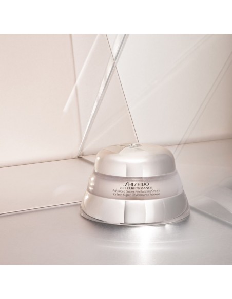 Shiseido_Bio-Peformance_Advanced_1701887116_1.jpg