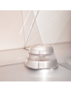 Shiseido_Bio-Performance_Advance_1701887141_0.jpg 2