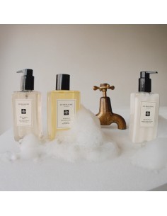 Jo_Malone_English_Pear_Freesia_G_1730829923_0.jpg 2