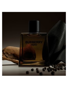 Burberry_Hero_Parfum_Intense_-_P_1762015922_0.jpg 2
