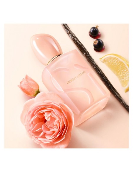 Giorgio_Armani_Si_Nude_Bloom_Eau_1776102955_1.jpg